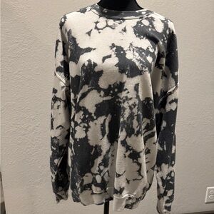 Urban Outfitters Crewneck